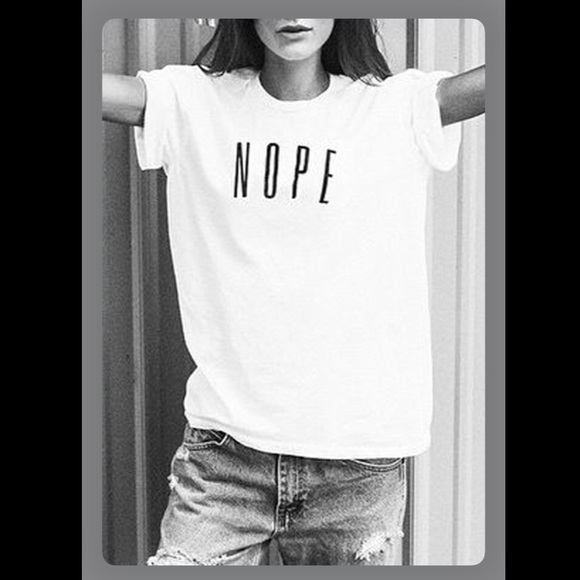 Tops - 🕶 White Short Sleeve Print T-shirt NOPE